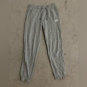 Nike grey sweatpants women’s S